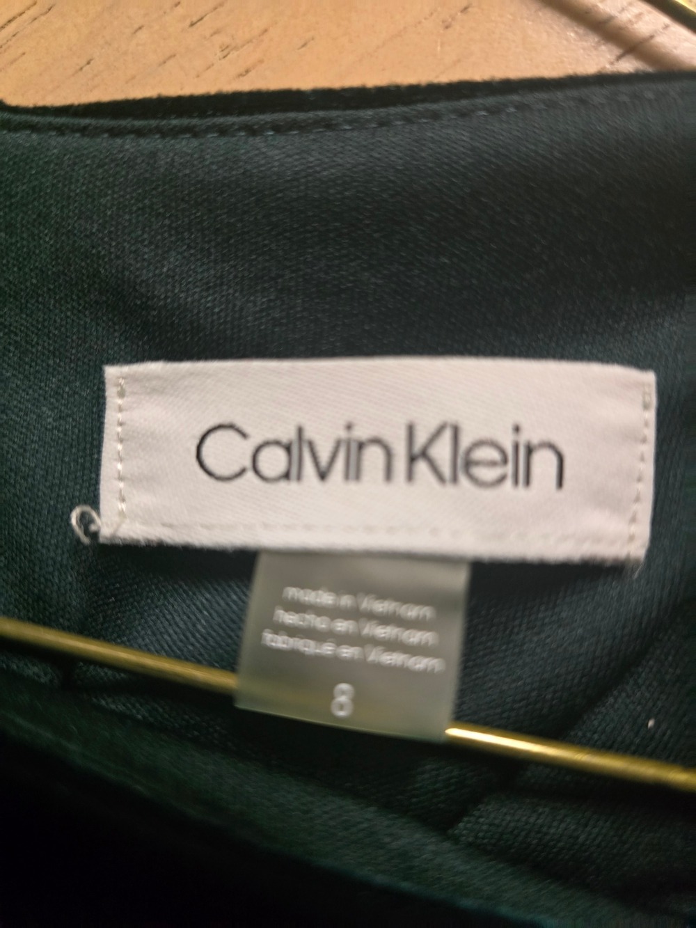 Calvin Klein Elegant Teal Velvet Bell-Sleeve Sheath Dress - Picture 8 of 9
